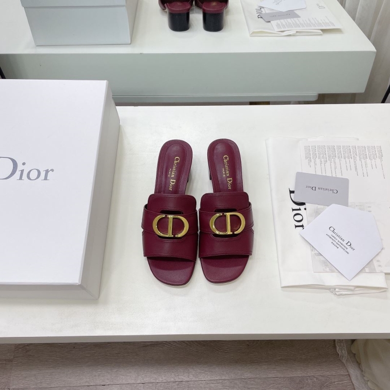 ch**an D*or slippers